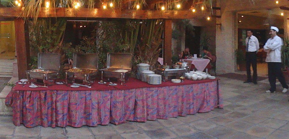 Petra Palace Hotel Wadi Musa Luaran gambar