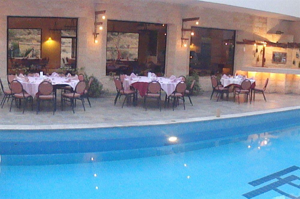 Petra Palace Hotel Wadi Musa Luaran gambar