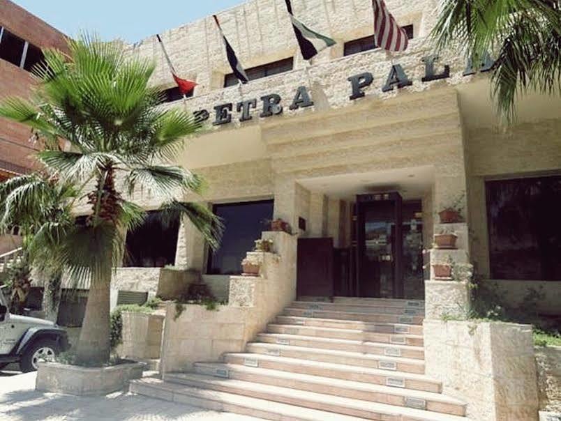 Petra Palace Hotel Wadi Musa Luaran gambar